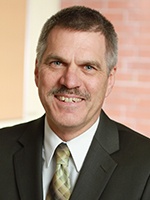 150x200-web-executive-portrait-steve_gunther.jpg